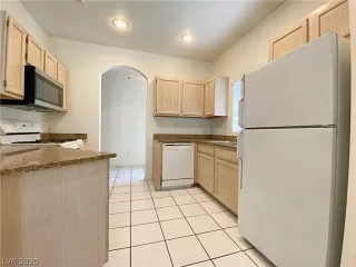 Photo #6: 2237773 Listing 