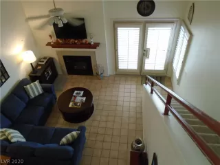 Photo #3: 2237863 Listing 