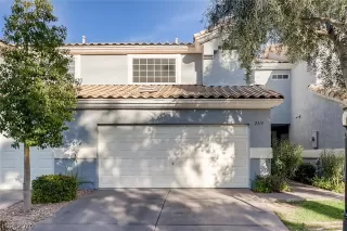 Photo #2: 2237871 Listing