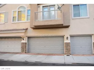 Photo #1: 2237883 Listing 