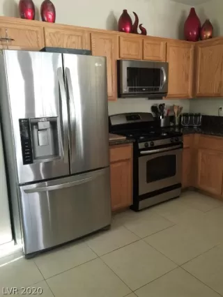 Photo #2: 2237883 Listing 