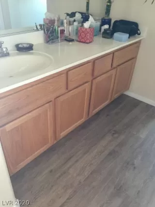 Photo #5: 2237883 Listing 