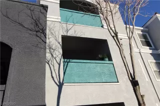 Photo #1: 2237911 Listing