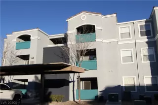 Photo #2: 2237911 Listing