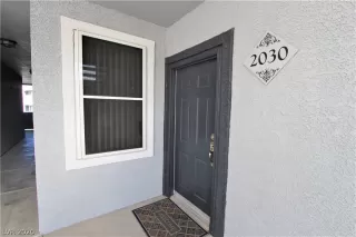 Photo #3: 2237911 Listing