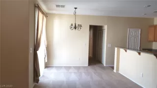 Photo #3: 2237913 Listing 