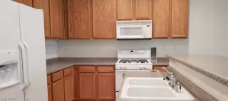 Photo #4: 2237916 Listing 