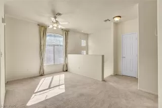 Photo #1: 2237918 Listing