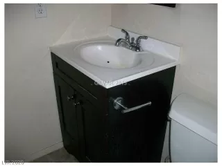 Photo #5: 2237936 Listing 