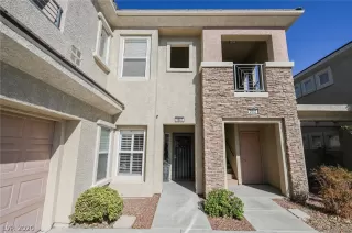 Photo #1: 2237962 Listing