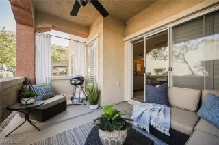 Photo #3: 2237962 Listing