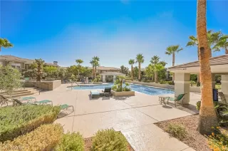 Photo #6: 2237962 Listing