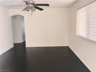 Photo #4: 2237996 Listing 