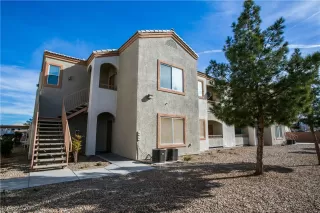 Photo #1: 2238008 Listing 