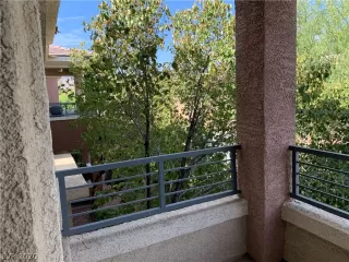 Photo #4: 2238016 Listing 