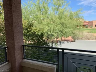 Photo #5: 2238016 Listing 