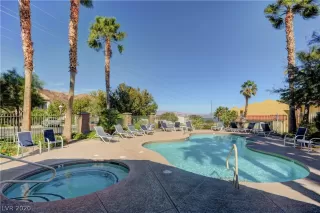 Photo #3: 2238110 Listing