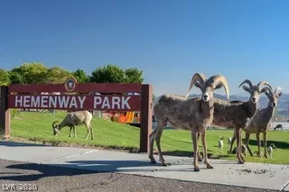 Photo #5: 2238110 Listing