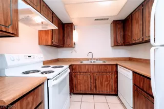 Photo #6: 2238132 Listing