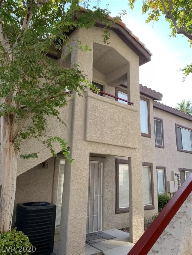 MLS: 2238157 Condo For Sale