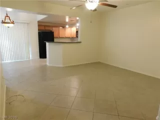 Photo #3: 2238169 Listing