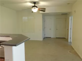 Photo #4: 2238169 Listing