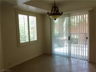 Photo #6: 2238169 Listing