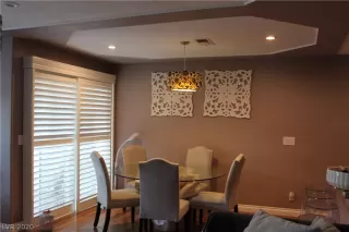 Photo #2: 2238173 Listing