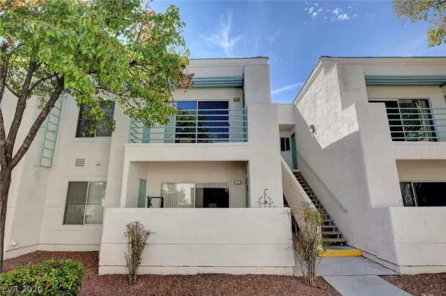 MLS: 2238178 Condo For Sale