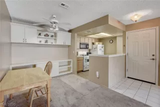 Photo #6: 2238178 Listing