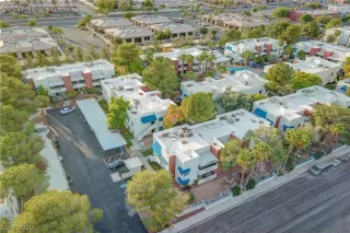 Photo #4: 2238278 Listing