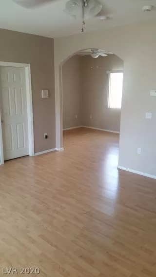 Photo #5: 2238285 Listing 