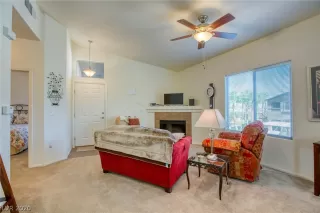 Photo #2: 2238307 Listing