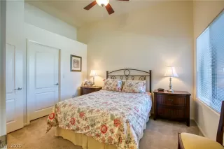 Photo #6: 2238307 Listing