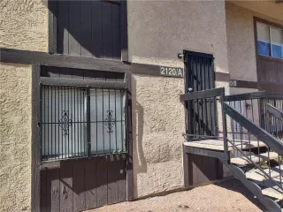 Photo #1: 2238332 Listing 