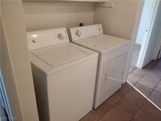 Photo #5: 2238332 Listing 