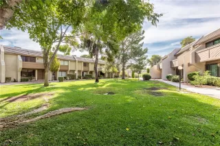 Photo #2: 2238336 Listing