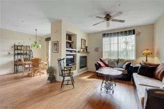 Photo #2: 2238351 Listing