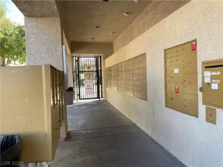 Photo #4: 2238352 Listing