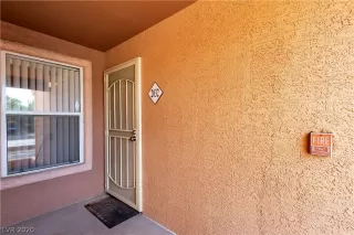 Photo #1: 2238359 Listing 