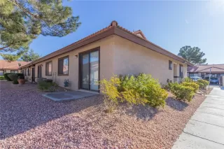 Photo #1: 2238377 Listing 