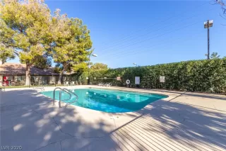 Photo #3: 2238377 Listing 