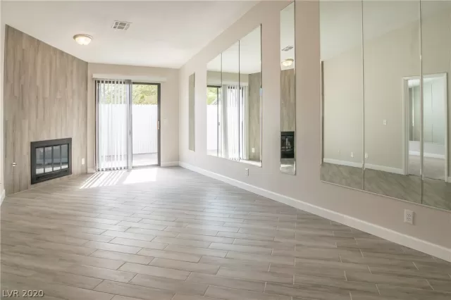 MLS: 2238392 Condo For Sale