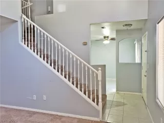 Photo #4: 2238395 Listing