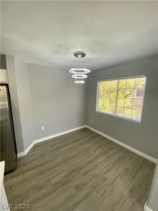 Photo #4: 2238413 Listing