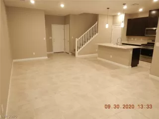 Photo #2: 2238446 Listing 