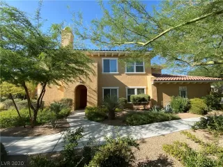 Photo #1: 2238486 Listing