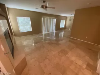 Photo #2: 2238486 Listing