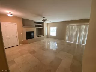 Photo #3: 2238486 Listing