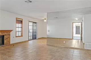 Photo #6: 2238488 Listing 